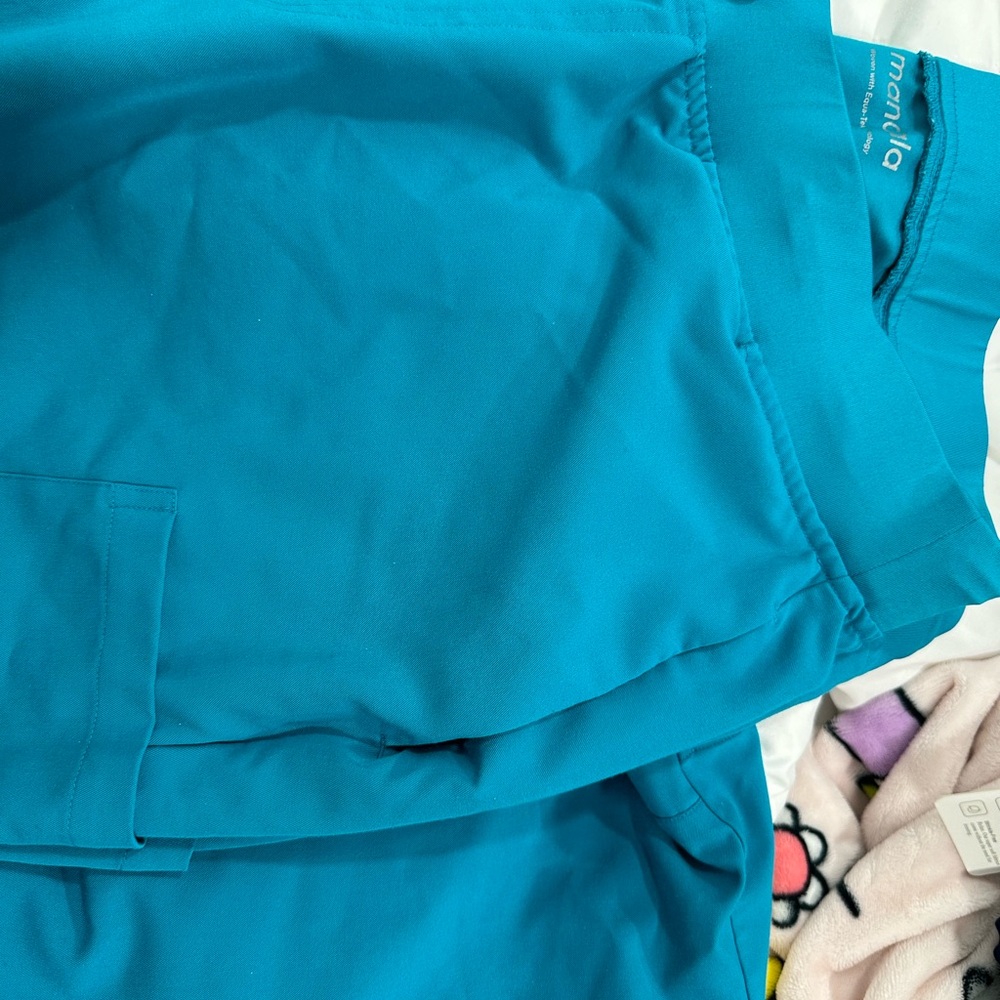 Mandala blue scrub set